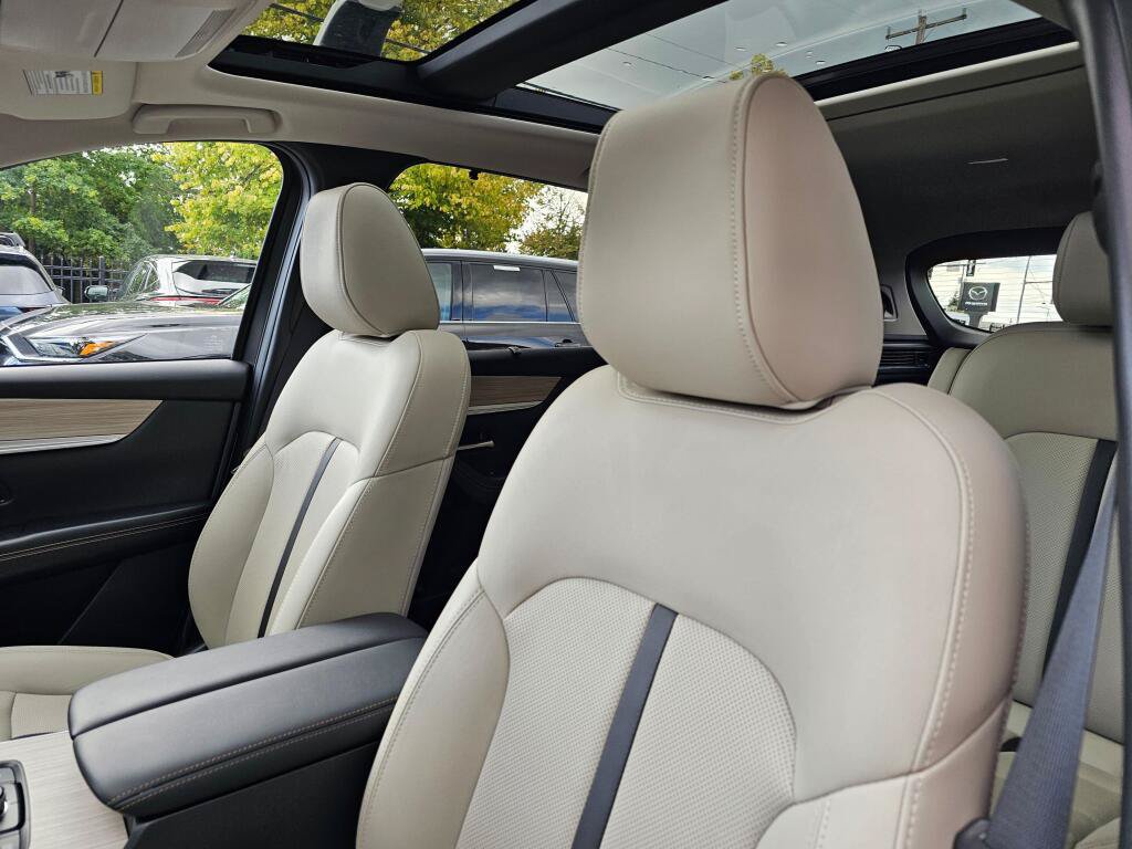 Certified 2024 MAZDA CX-90 Plug-In Hybrid w/ Premium Pkg AWD/4WD image 22