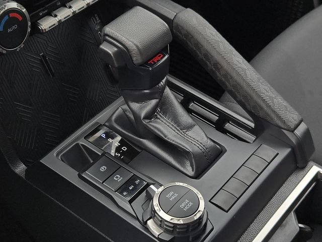 Certified 2025 Toyota Tacoma TRD Sport AWD/4WD image 22