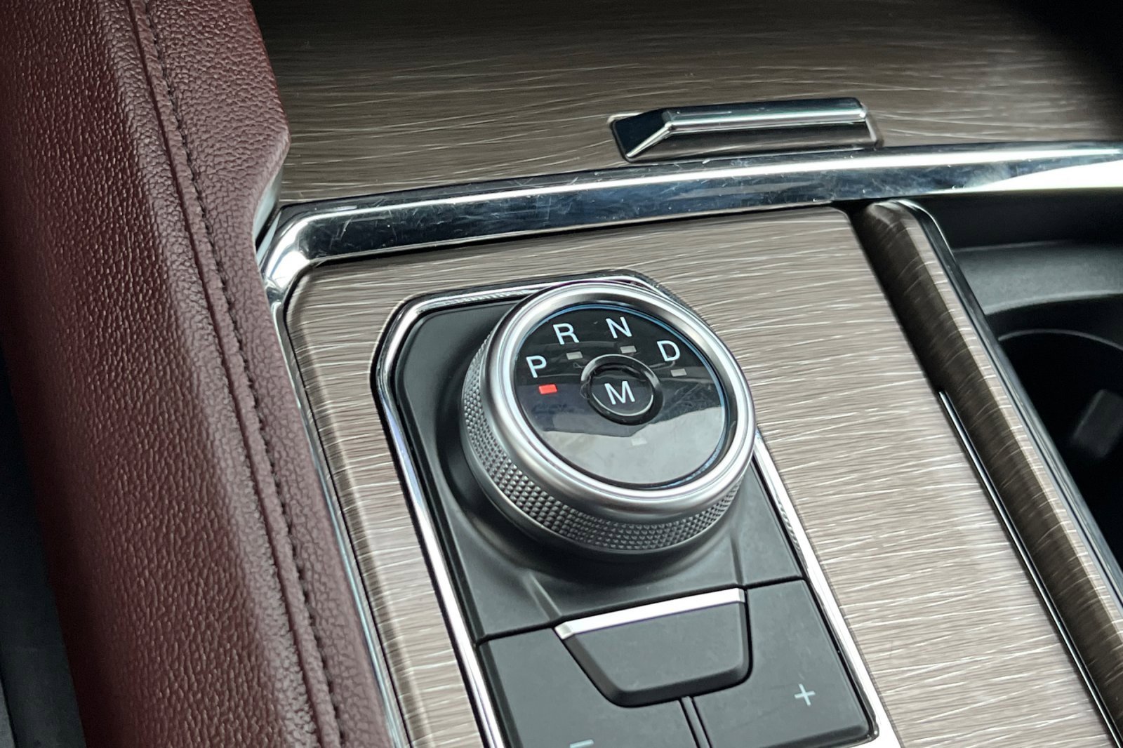 Certified 2024 Ford Expedition Limited image 24