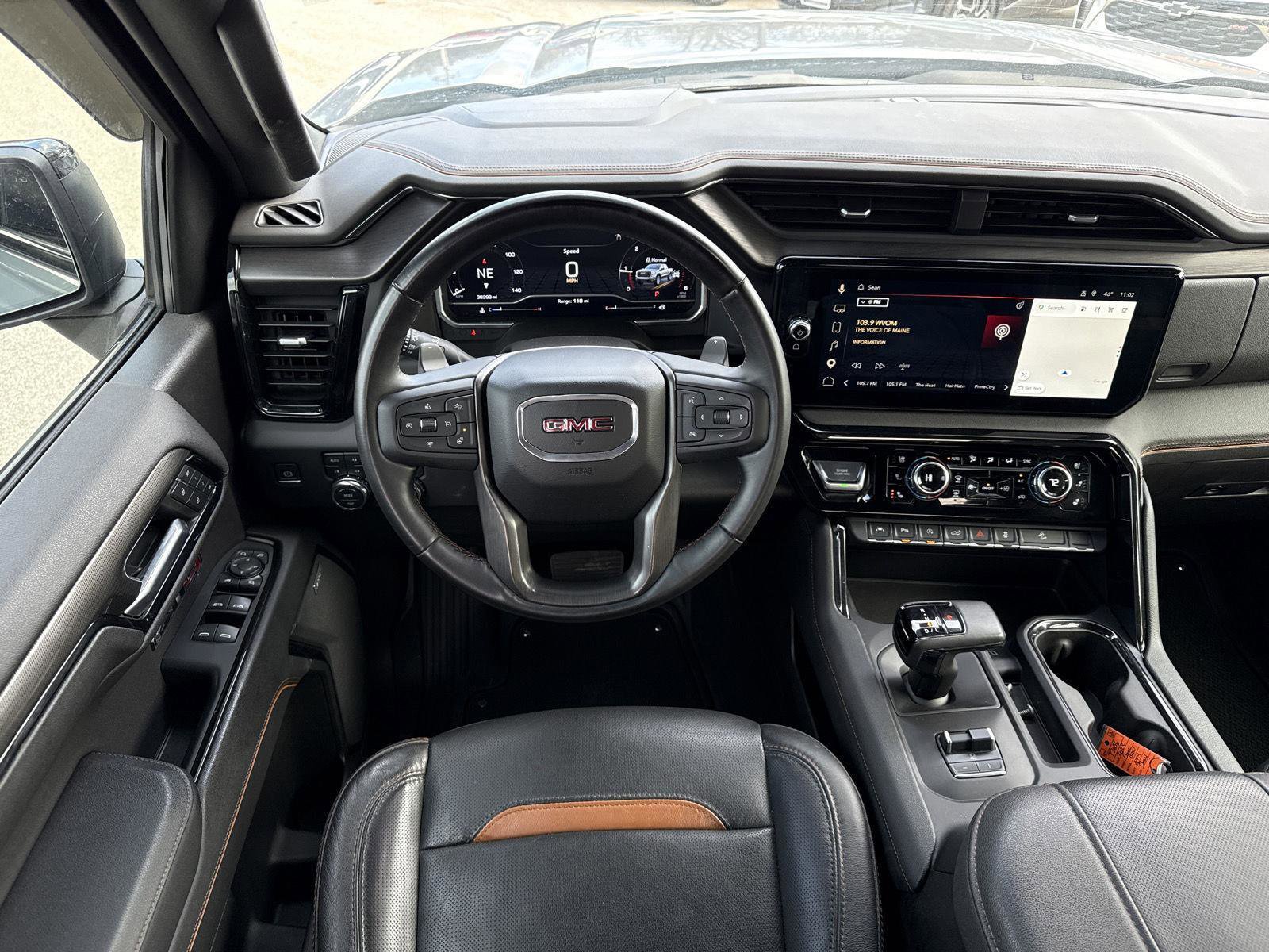 Used 2023 GMC Sierra 1500 AT4 image 15