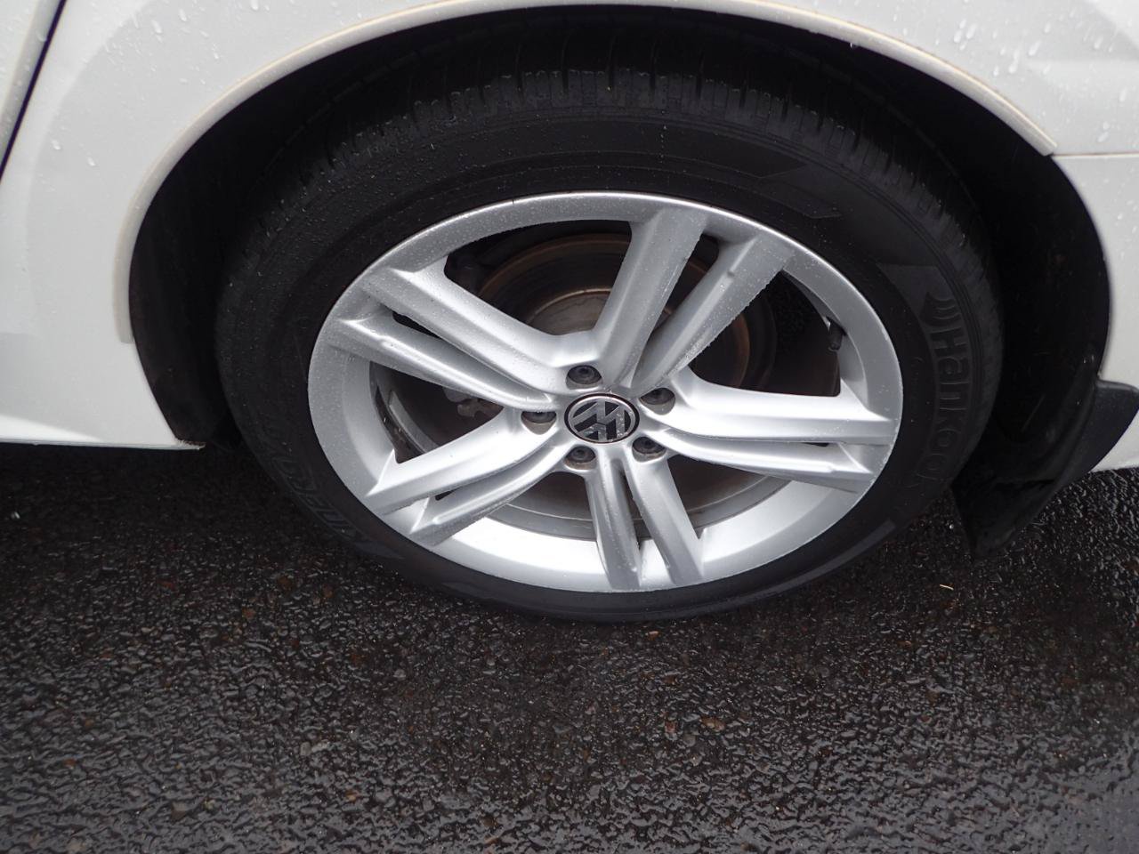 Used 2015 Volkswagen Passat 1.8T SE FWD image 26