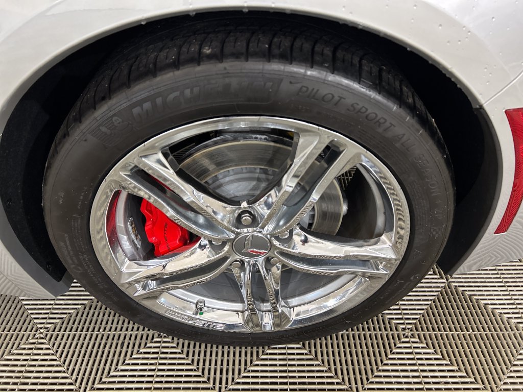 Used 2016 Chevrolet Corvette Stingray Coupe w/ 2LT Preferred Equipment Group RWD image 10