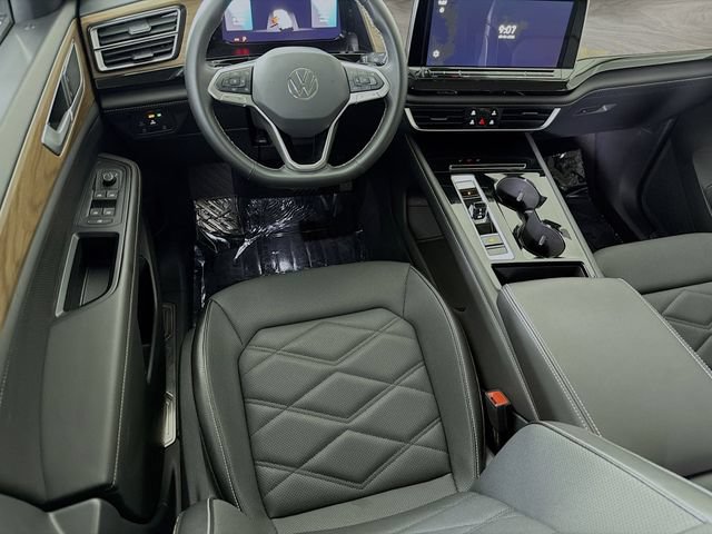 Used 2024 Volkswagen Atlas SE FWD image 24