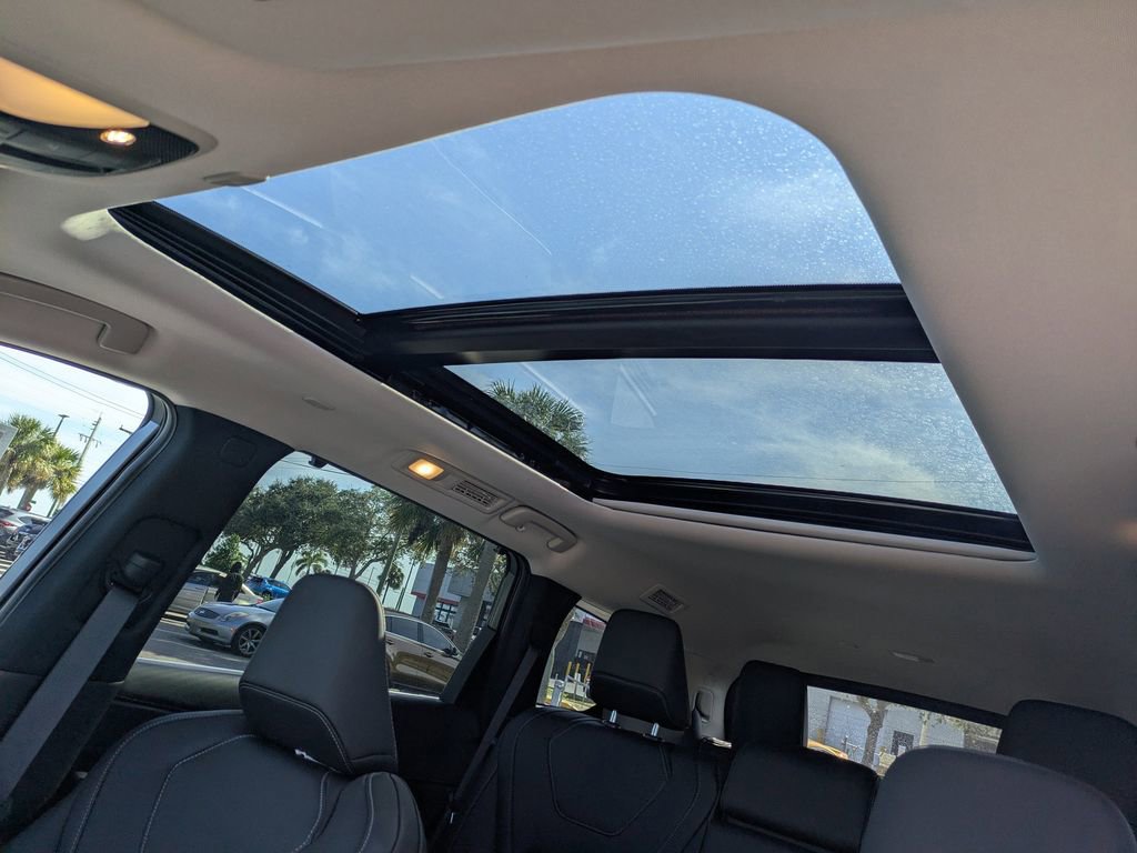 New 2026 INFINITI QX60 Luxe w/ Cargo Package image 23