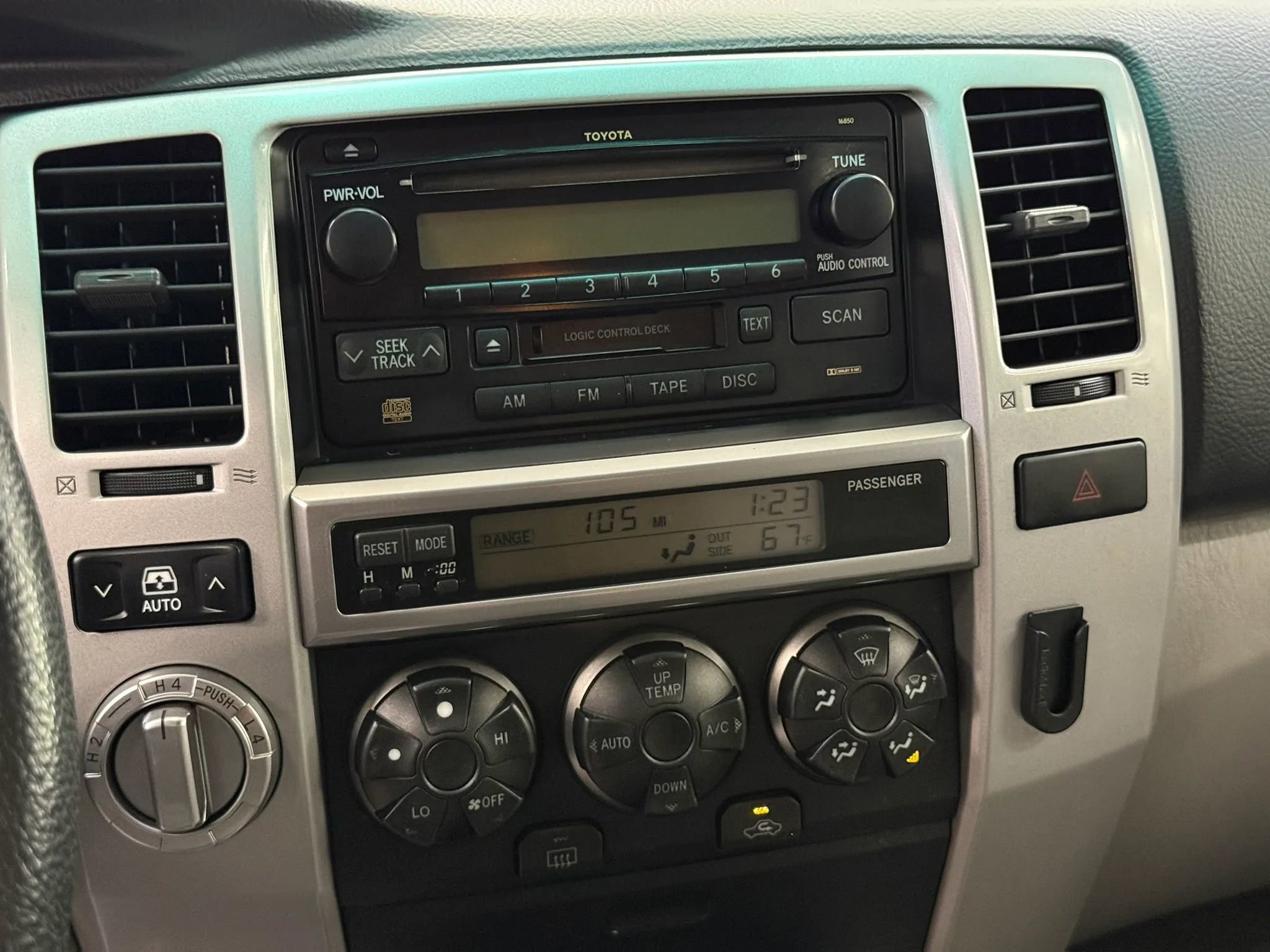 Used 2003 Toyota 4Runner Sport AWD/4WD image 24