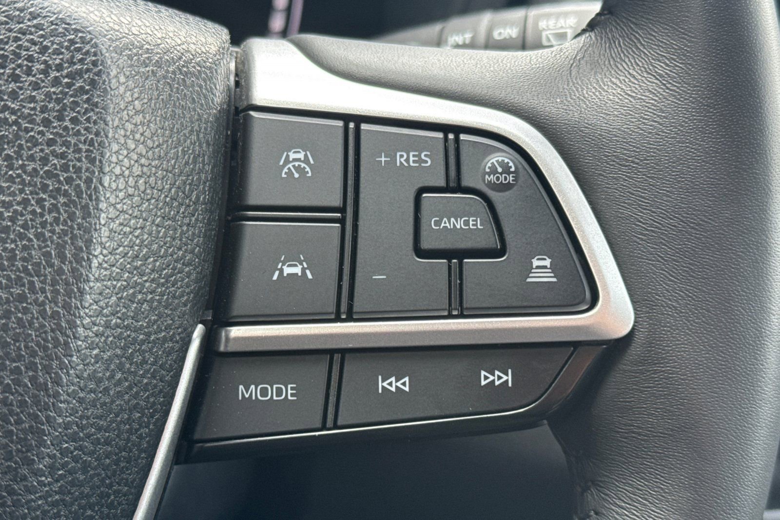 Certified 2024 Toyota Grand Highlander XLE image 33