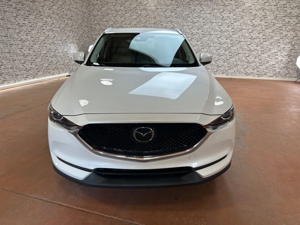 Used 2018 MAZDA CX-5 Touring image 2