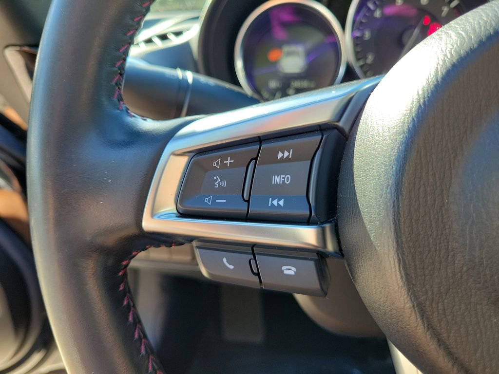 Used 2019 MAZDA MX-5 Miata RF Grand Touring RWD image 19