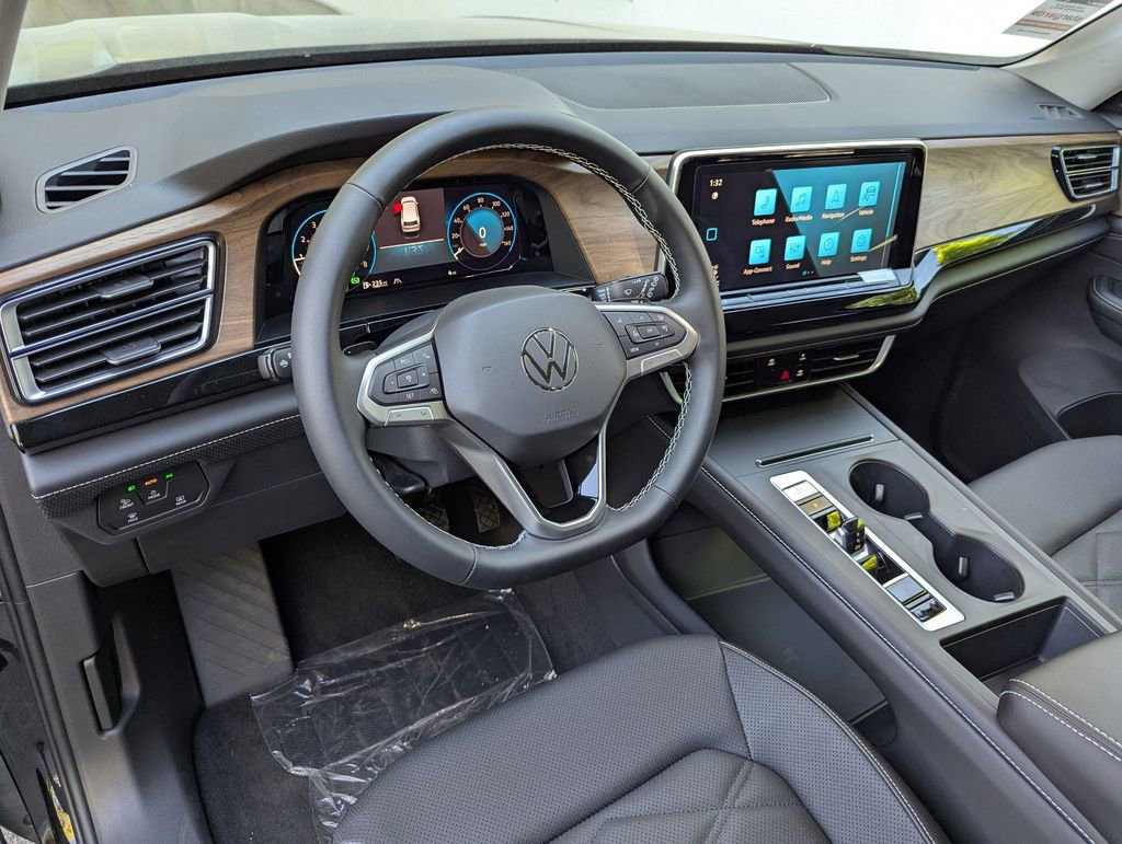 New 2026 Volkswagen Atlas SE image 9