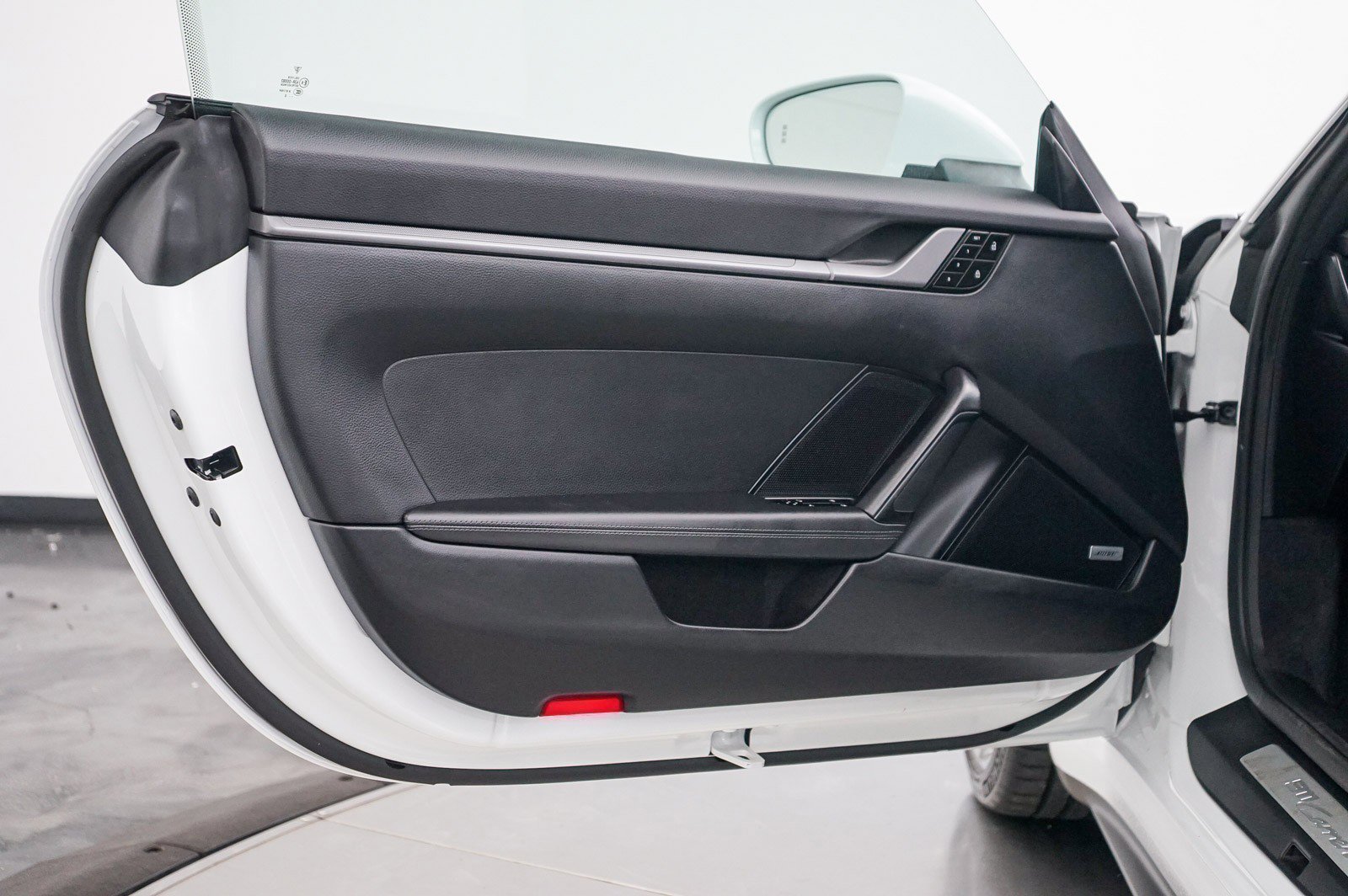 Used 2020 Porsche 911 Carrera RWD image 22