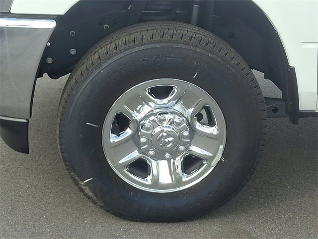 Used 2023 RAM 3500 Tradesman w/ Chrome Appearance Group image 8