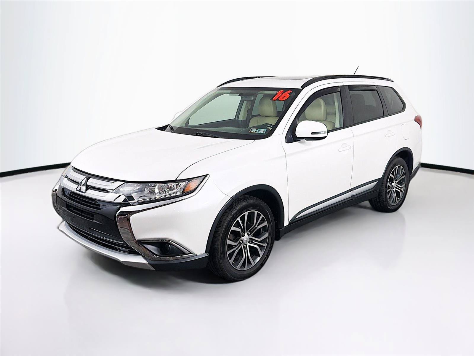 Used 2016 Mitsubishi Outlander SEL AWD/4WD image 7