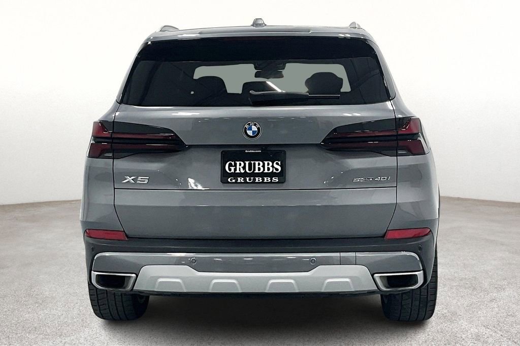 Used 2024 BMW X5 sDrive40i image 4