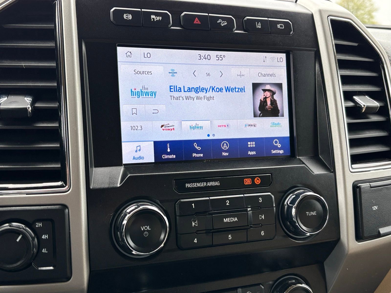 Used 2020 Ford F250 Lariat image 26