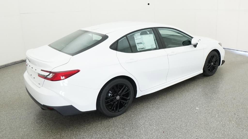 New 2026 Toyota Camry SE image 9