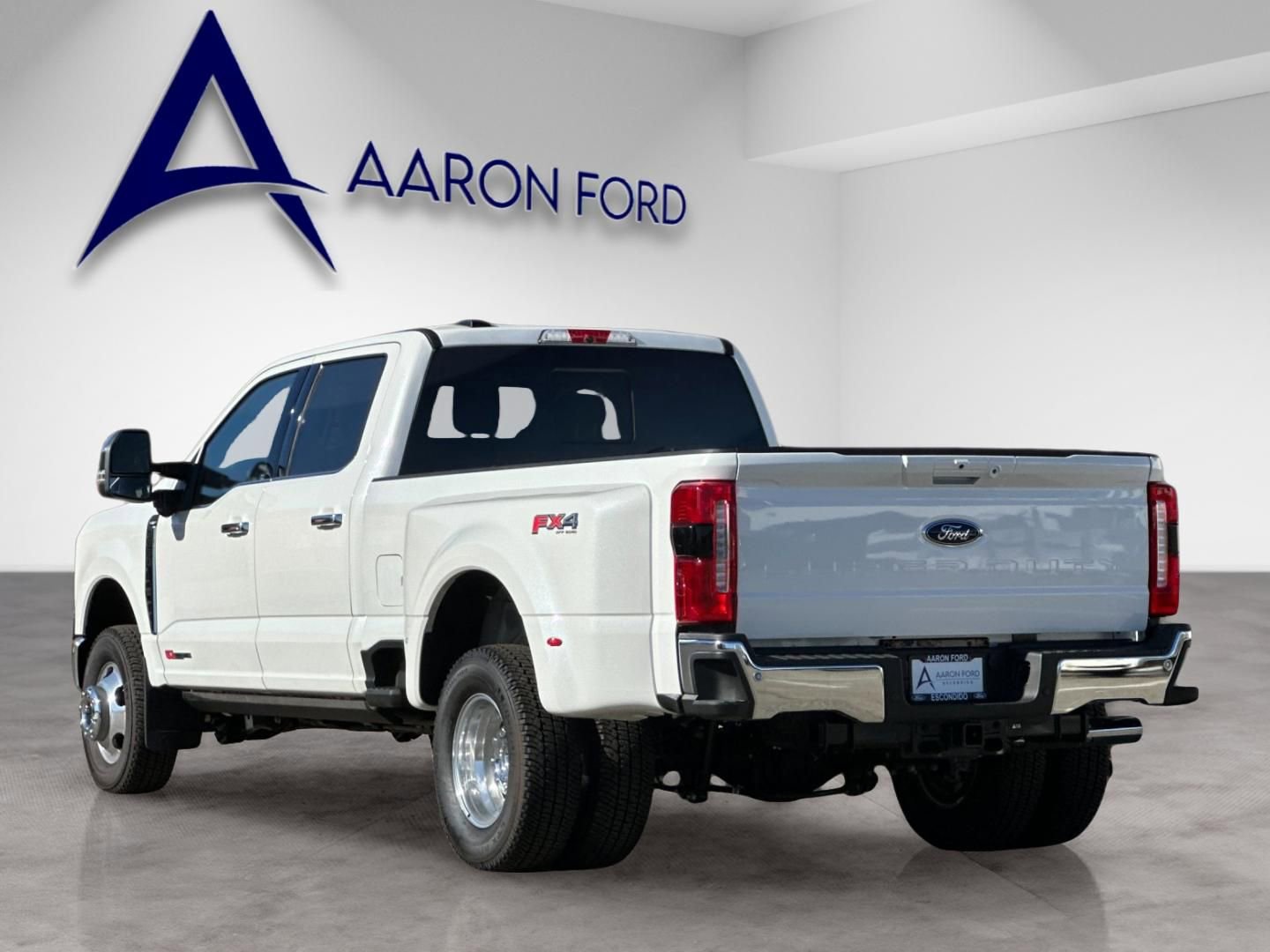 New 2025 Ford F350 Lariat w/ Lariat Ultimate Package image 4