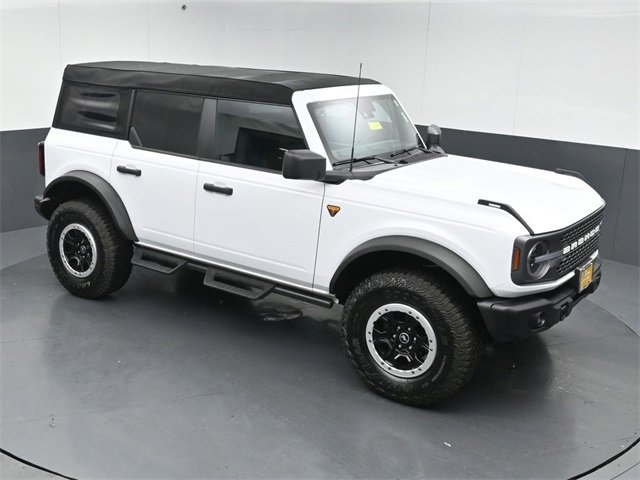 Certified 2023 Ford Bronco Badlands w/ Sasquatch Package image 41