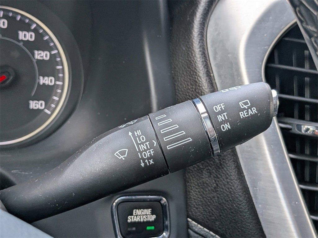 Used 2023 GMC Acadia SLT image 29