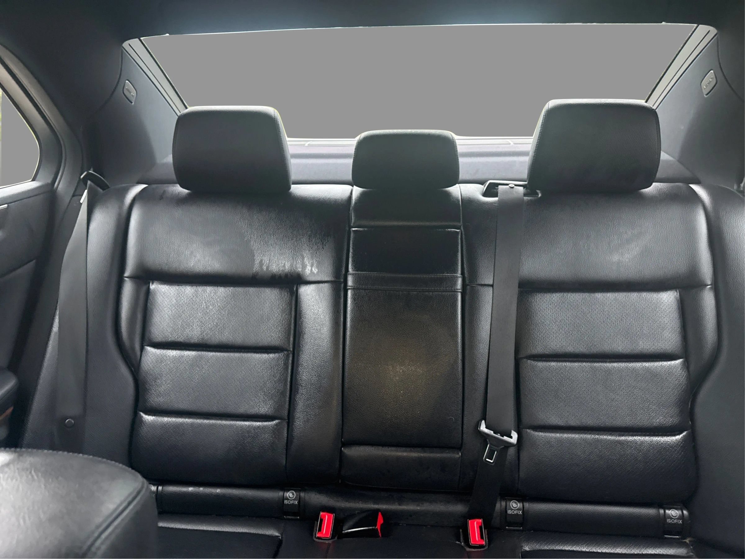 Used 2011 Mercedes-Benz E 350 4MATIC Sedan image 16
