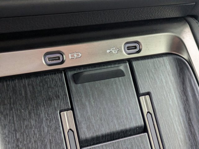 Used 2024 Lexus GX 550 image 20