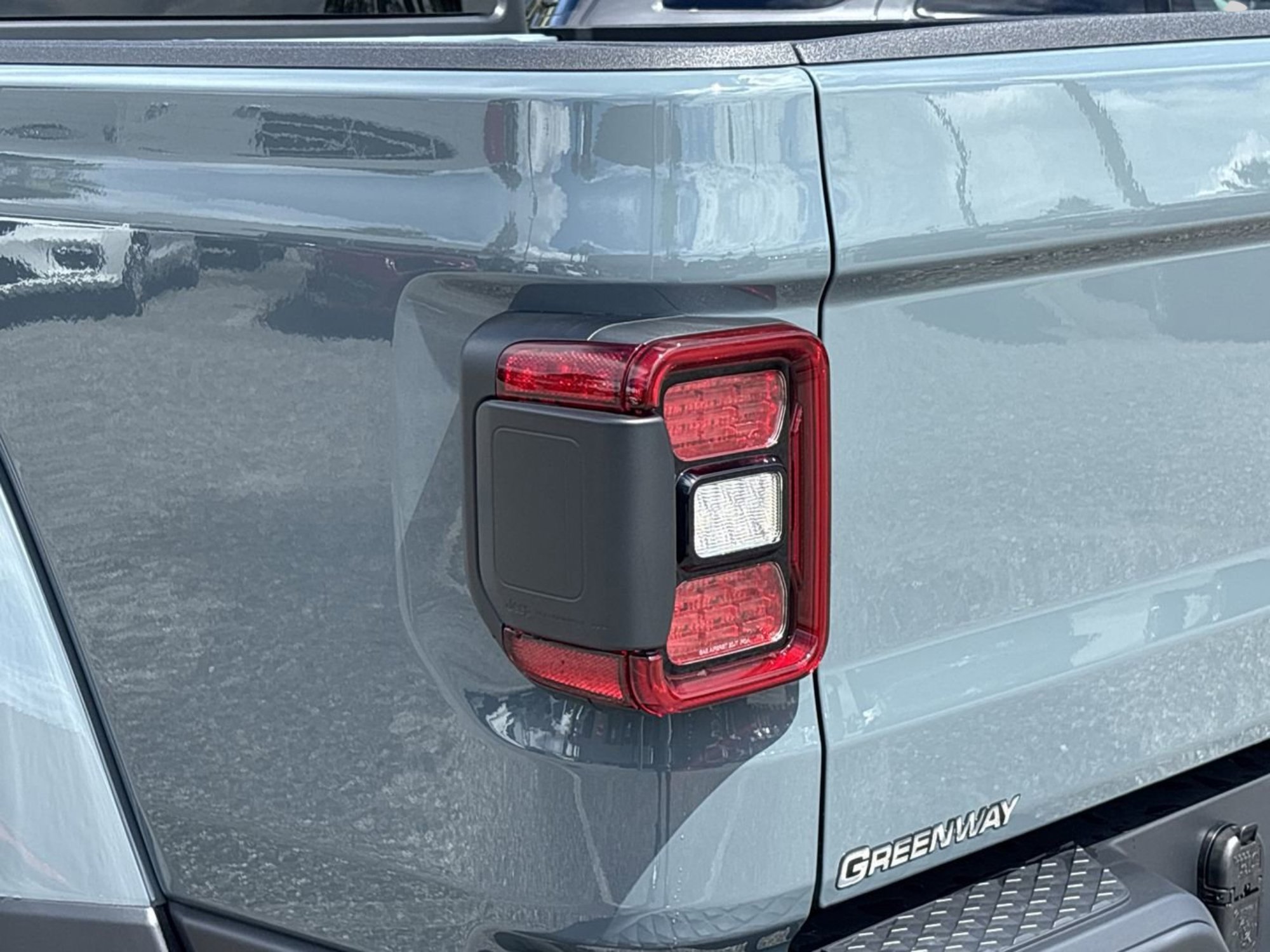 New 2025 Jeep Gladiator Willys image 7