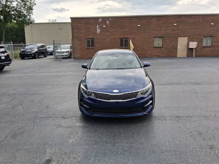 Used 2017 Kia Optima EX FWD image 2
