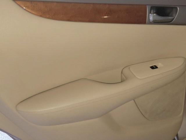 Used 2005 Lexus ES 330 FWD image 10