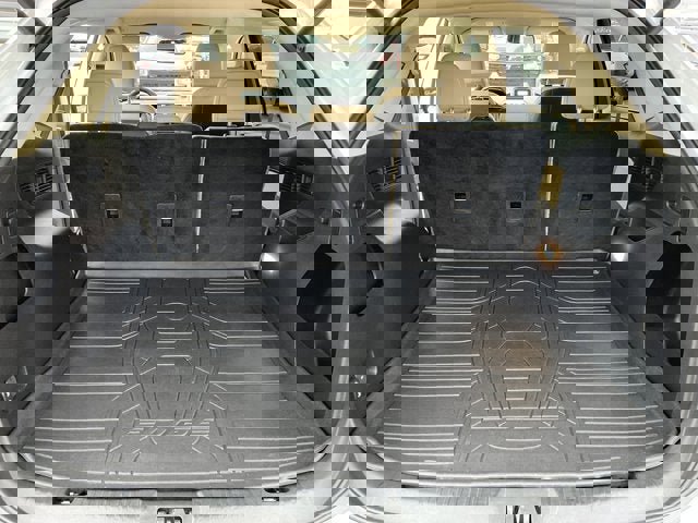 Used 2024 Ford Edge SEL w/ Convenience Package image 6