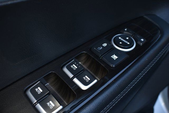 Used 2019 Kia Sorento LX image 15