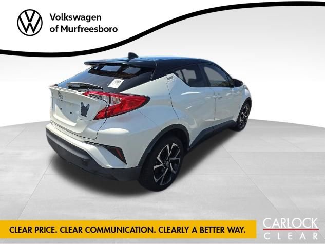 Used 2019 Toyota C-HR XLE FWD image 4