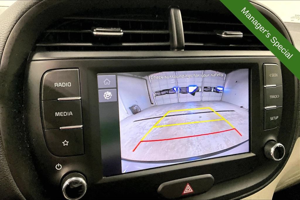 Used 2025 Kia Soul LX w/ LX Technology Package FWD image 27