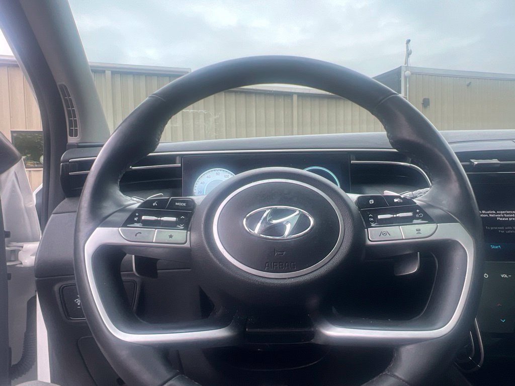 Used 2024 Hyundai Tucson Limited AWD/4WD image 14