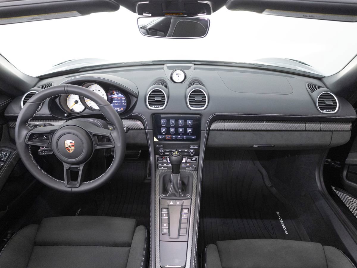 Certified 2025 Porsche 718 Boxster Spyder RS RWD image 15