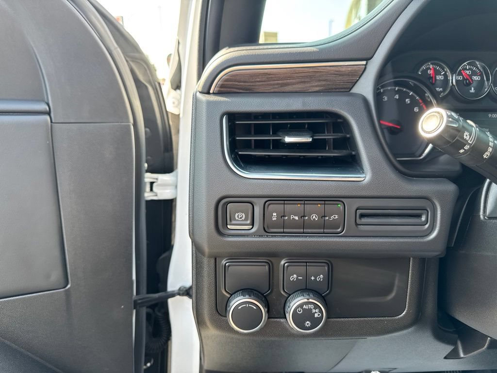 Used 2021 Chevrolet Tahoe LT RWD image 12