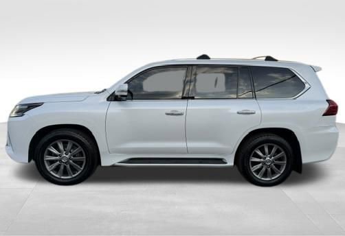 Used 2016 Lexus LX 570 4WD w/ Luxury Package image 10