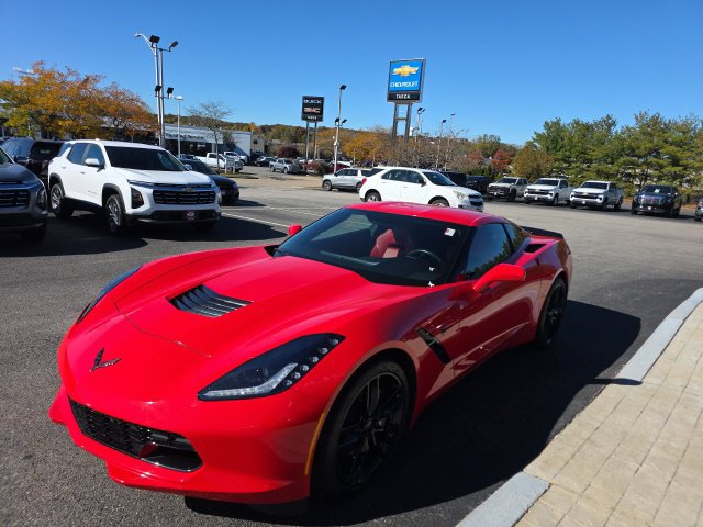 Used 2016 Chevrolet Corvette Stingray Coupe RWD image 4