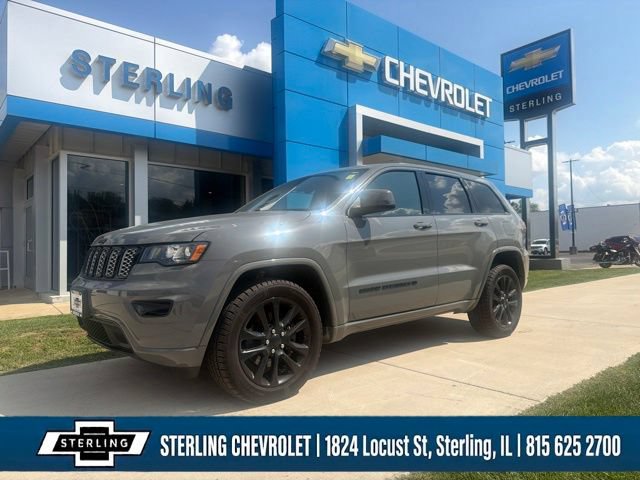 Used 2022 Jeep Grand Cherokee Laredo X AWD/4WD image 1