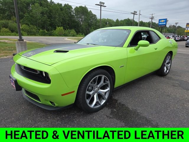 Used 2015 Dodge Challenger R/T Plus RWD image 4