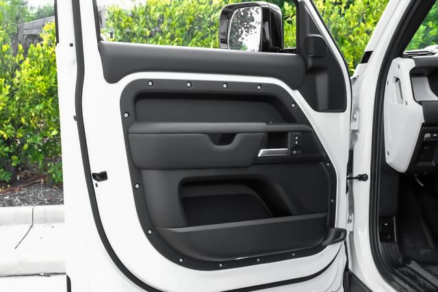 New 2026 Land Rover Defender 110 X-Dynamic SE AWD/4WD image 49