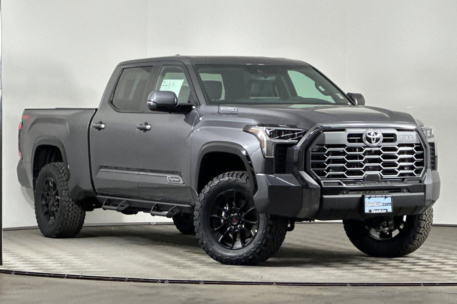 New 2025 Toyota Tundra Limited image 2