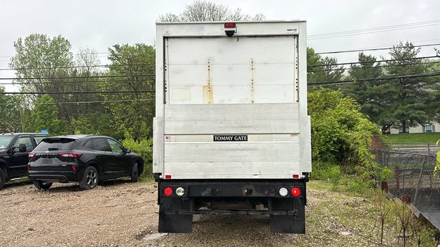 Used 2017 Chevrolet Express 3500 RWD image 24