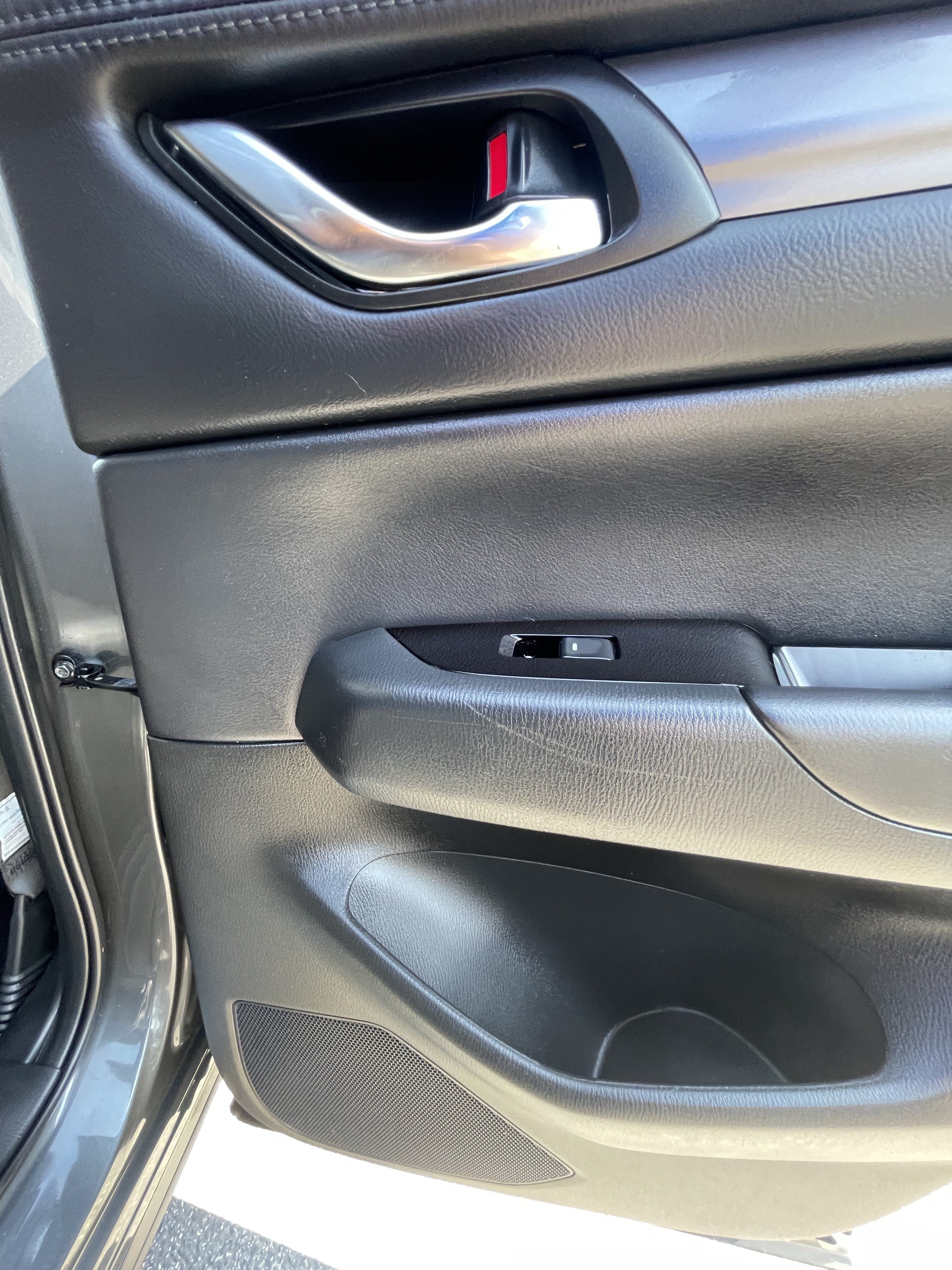Used 2021 MAZDA CX-5 Touring FWD image 11