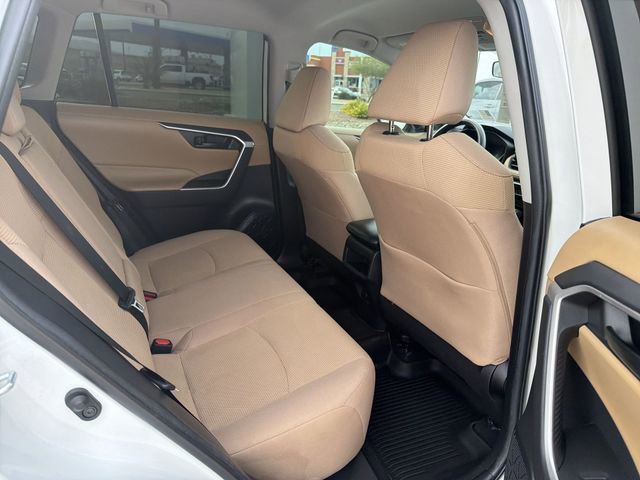 Certified 2021 Toyota RAV4 LE FWD image 27
