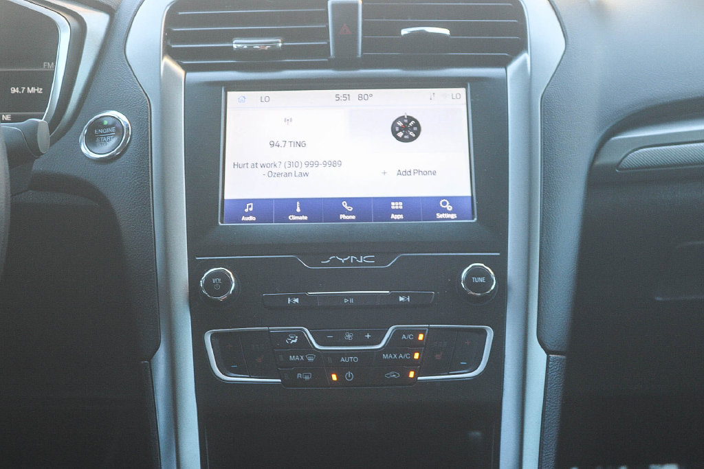 Certified 2020 Ford Fusion SE AWD/4WD image 16