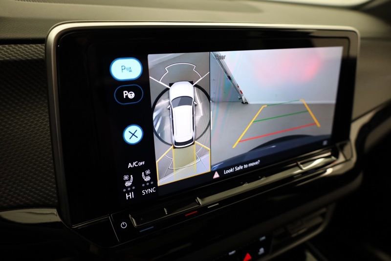 New 2026 Volkswagen Atlas Cross Sport SEL Premium R-Line image 21