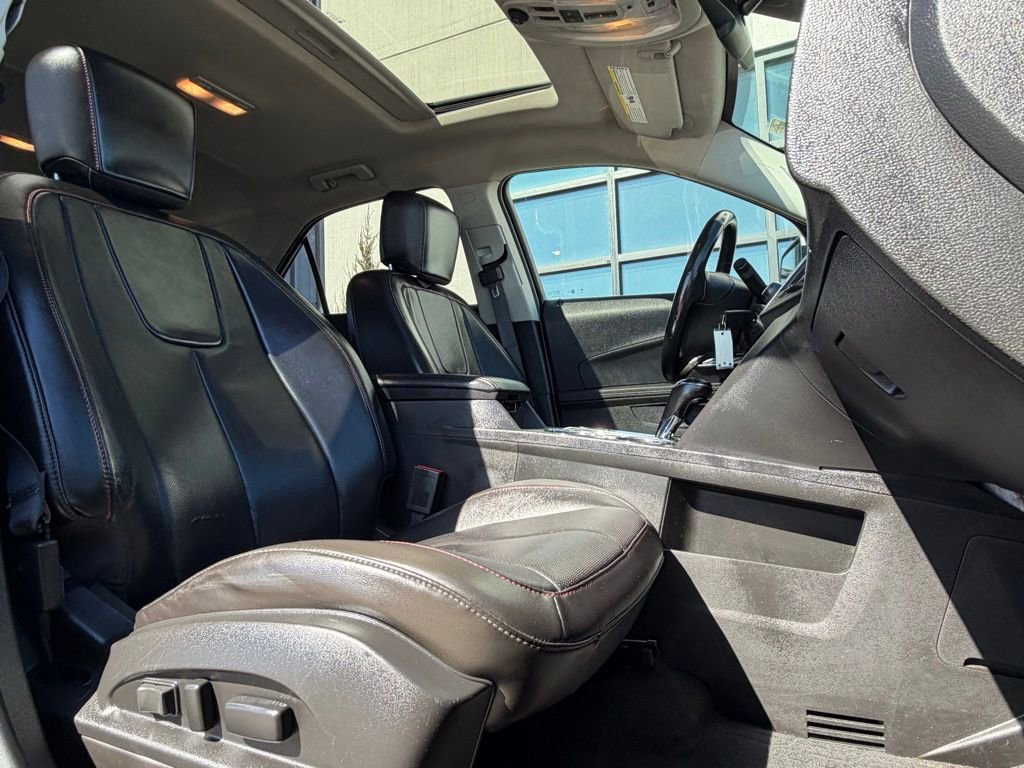 Used 2016 Chevrolet Equinox LTZ w/ Enhanced Convenience Package image 21