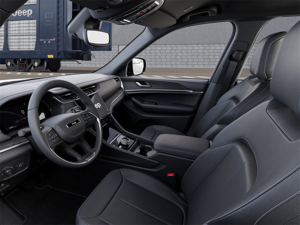 New 2025 Jeep Grand Cherokee L Limited image 38