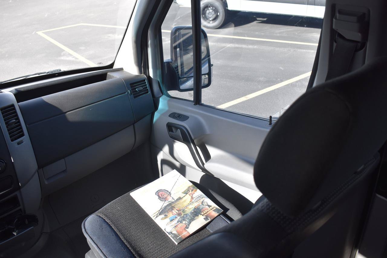 Used 2013 Mercedes-Benz Sprinter 2500 image 18