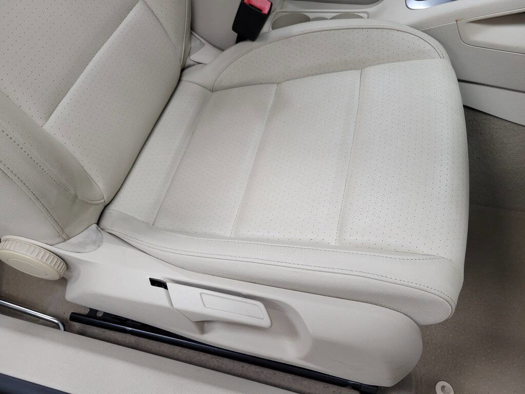 Used 2012 Volkswagen Eos Komfort image 35