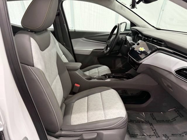 Used 2023 Chevrolet Bolt EUV Premier w/ Sun & Sound Package FWD image 18